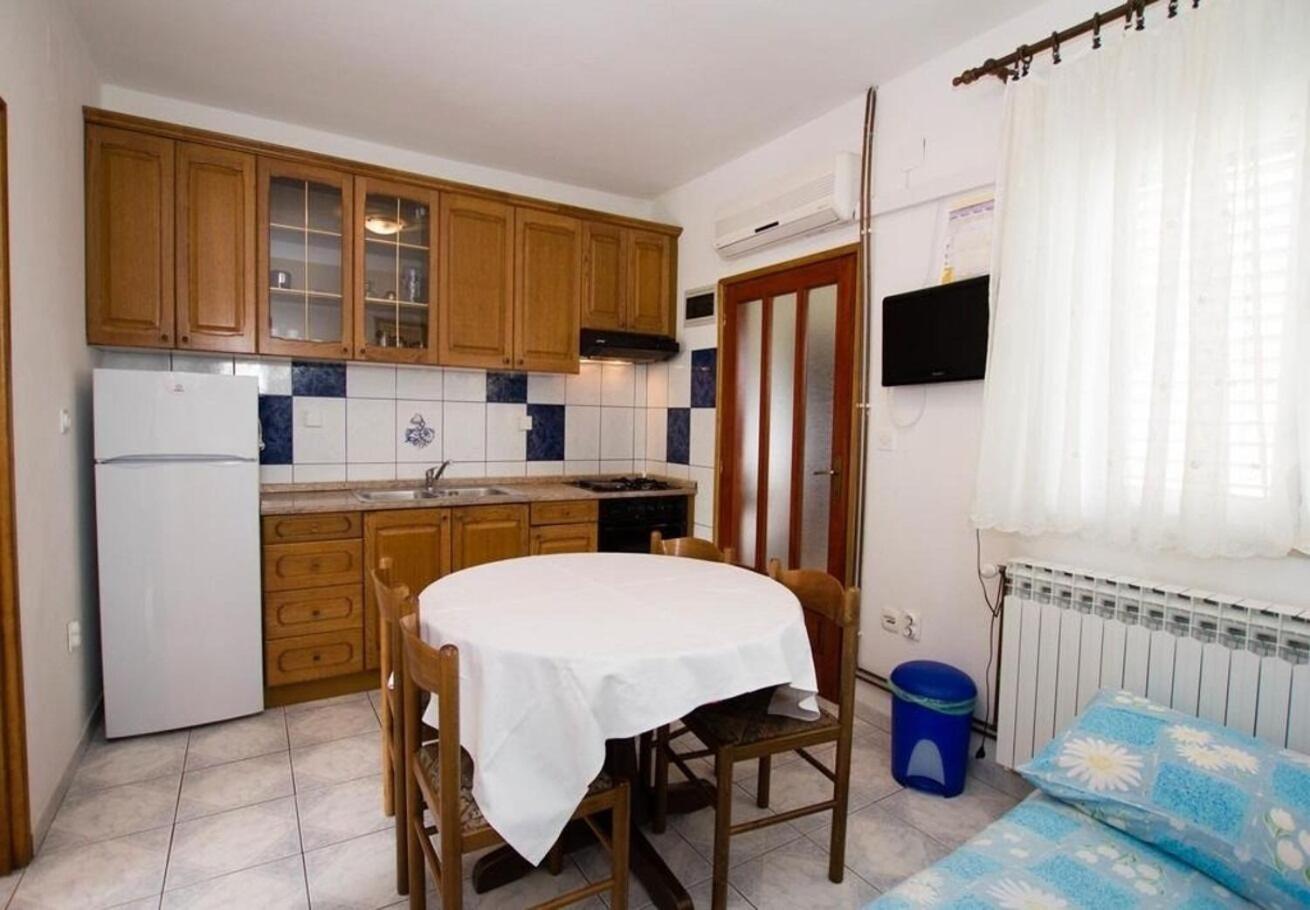 Apartments Juri Sucuraj Bagian luar foto