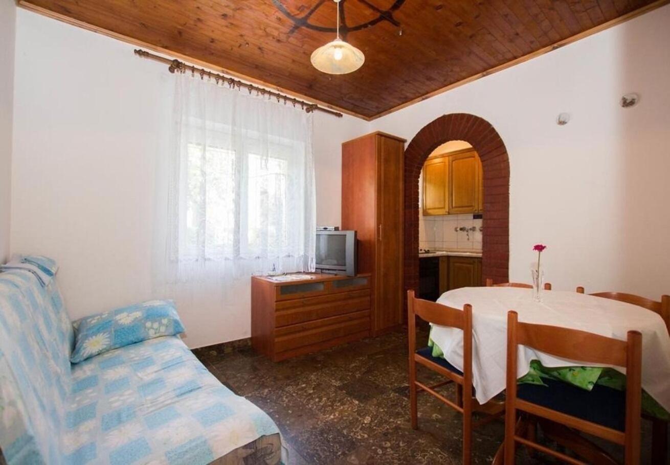 Apartments Juri Sucuraj Bagian luar foto